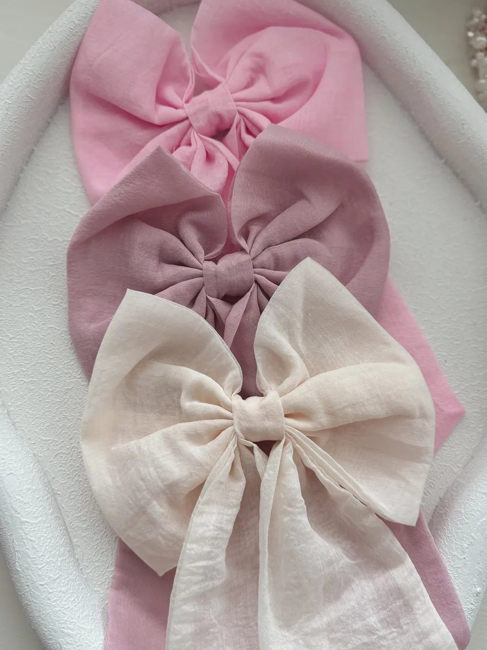 Champagne Elegance Sailor Bow